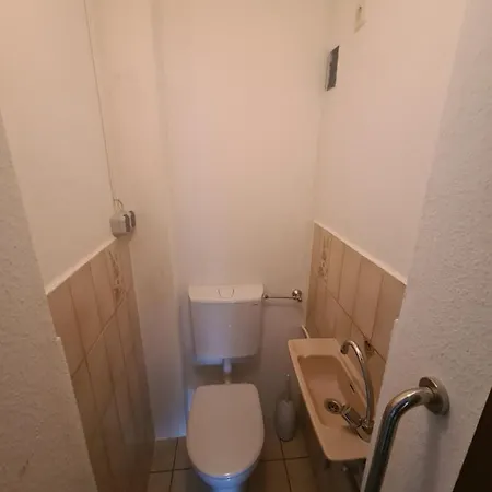 アパート Monteurwohnung Uettinge Uettingen